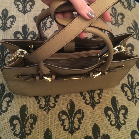 Michael Kors Taupe Hamilton Leather Bag - Picture 4 of 4